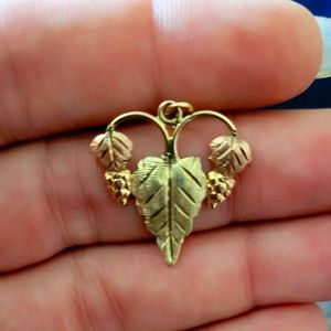 Blackhills Gold pendant